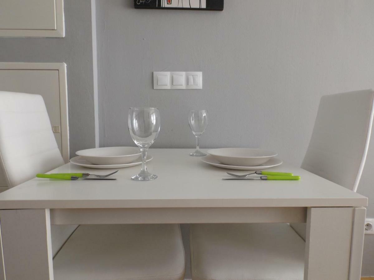 Malaga Centro 12 Apartment Ngoại thất bức ảnh